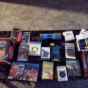 Amazing mystery boxes filled with lots of treasures and goodies